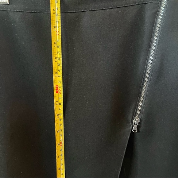Club Monaco Skirt | Exposed front zip & slit | Black, 2 - Picture 8 of 10